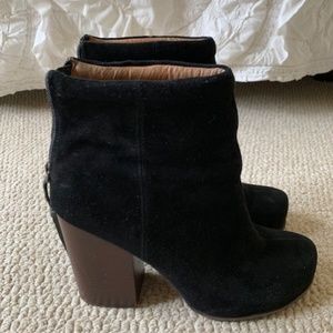 Jeffrey Campbell Suede Booties (Size 9)